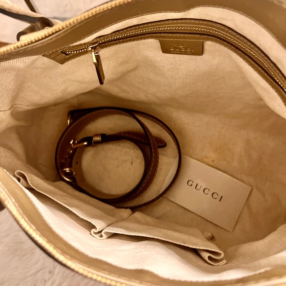 Gucci Mayfair two way tote bag🔥 - Picture 4 of 8